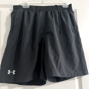 NWT Under Armour Shorts Mens Size Large Black Heat Gear Running Athletic Pockets